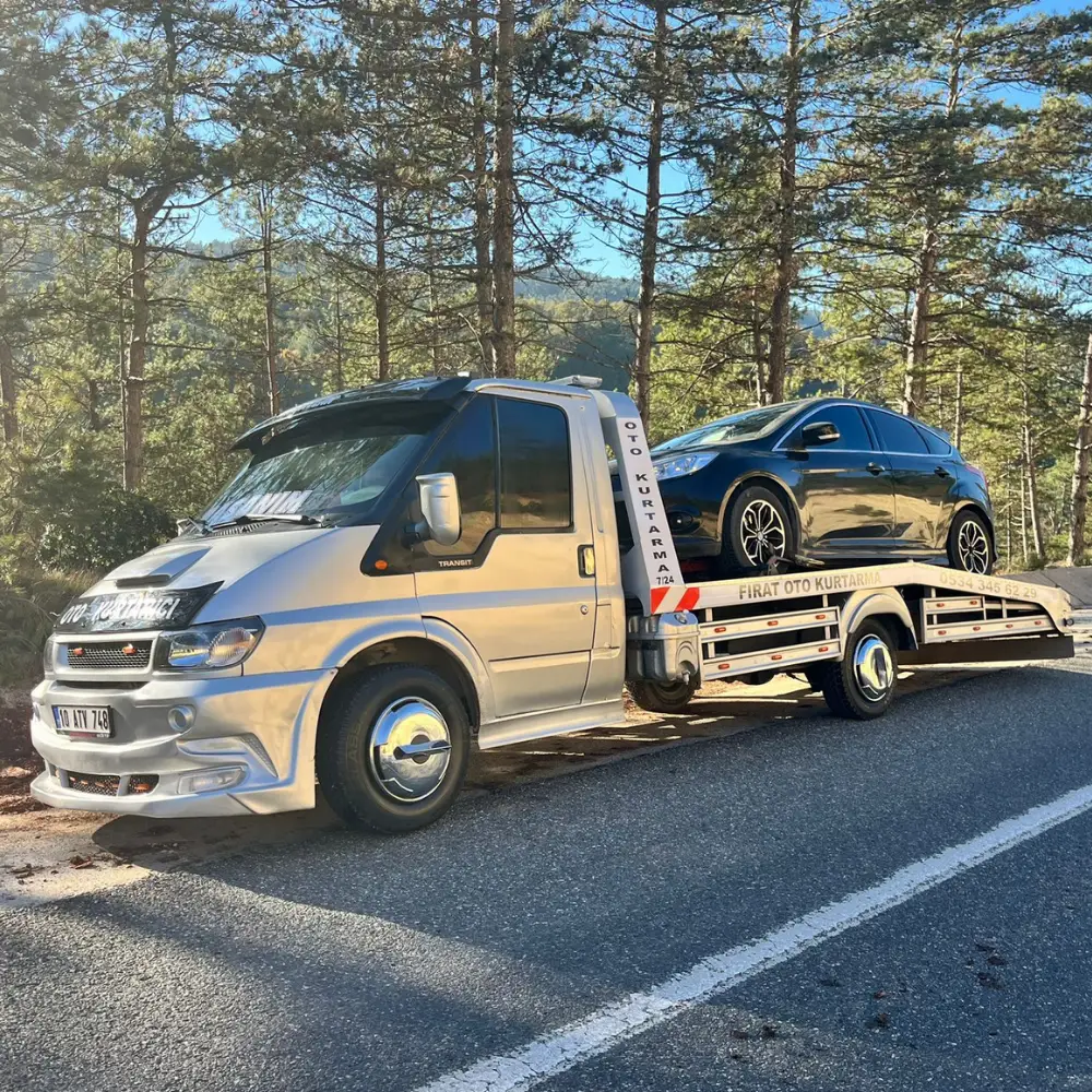 Kazalarda Çekici mi Oto Kurtarıcı mı Gerekir?